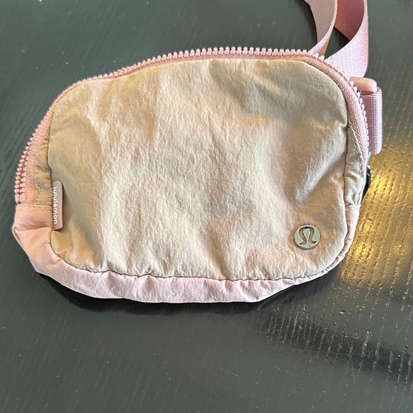 lululemon athletica Pink and Cream Crossbody Bag - Picture 2 of 8